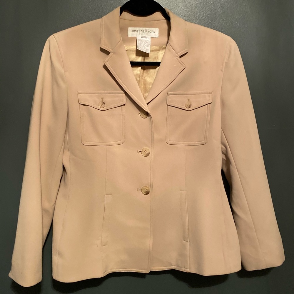 Jones New York double stitch tan blazer